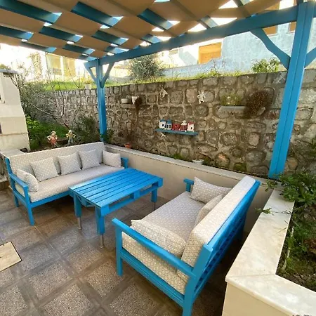 Σπίτι διακοπών With A Sea View,close To The Bays, Quiet, Calm